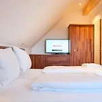 Hotel Hornstein - Weingut, Vinothek & Gastronomie Nonnenhorn