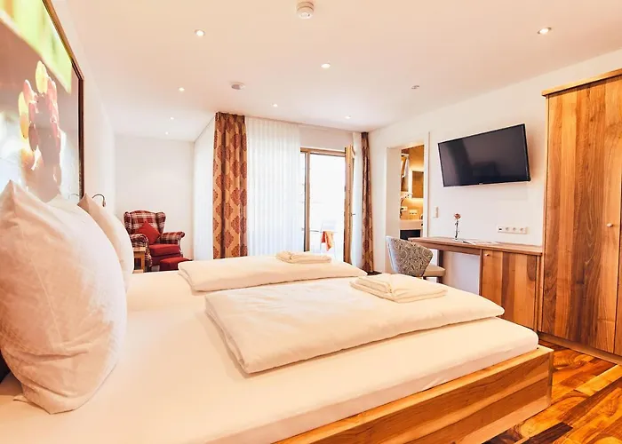 Otel Hornstein - Weingut, Vinothek & Gastronomie *