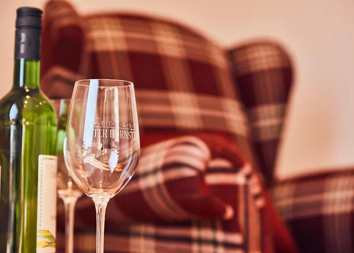 Hotel Hornstein - Weingut, Vinothek & Gastronomie *